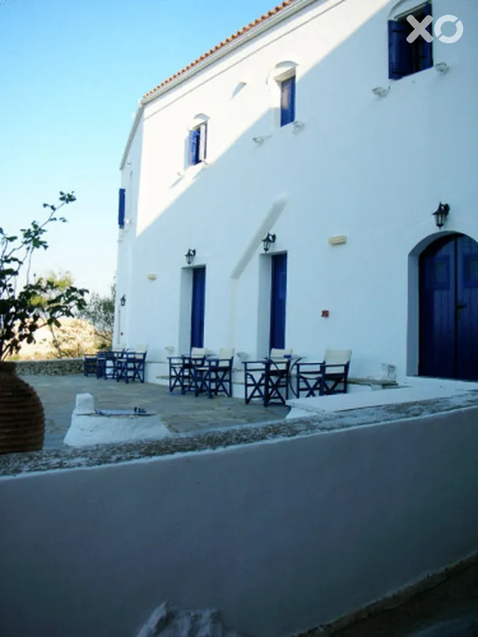 Kamares Apartments