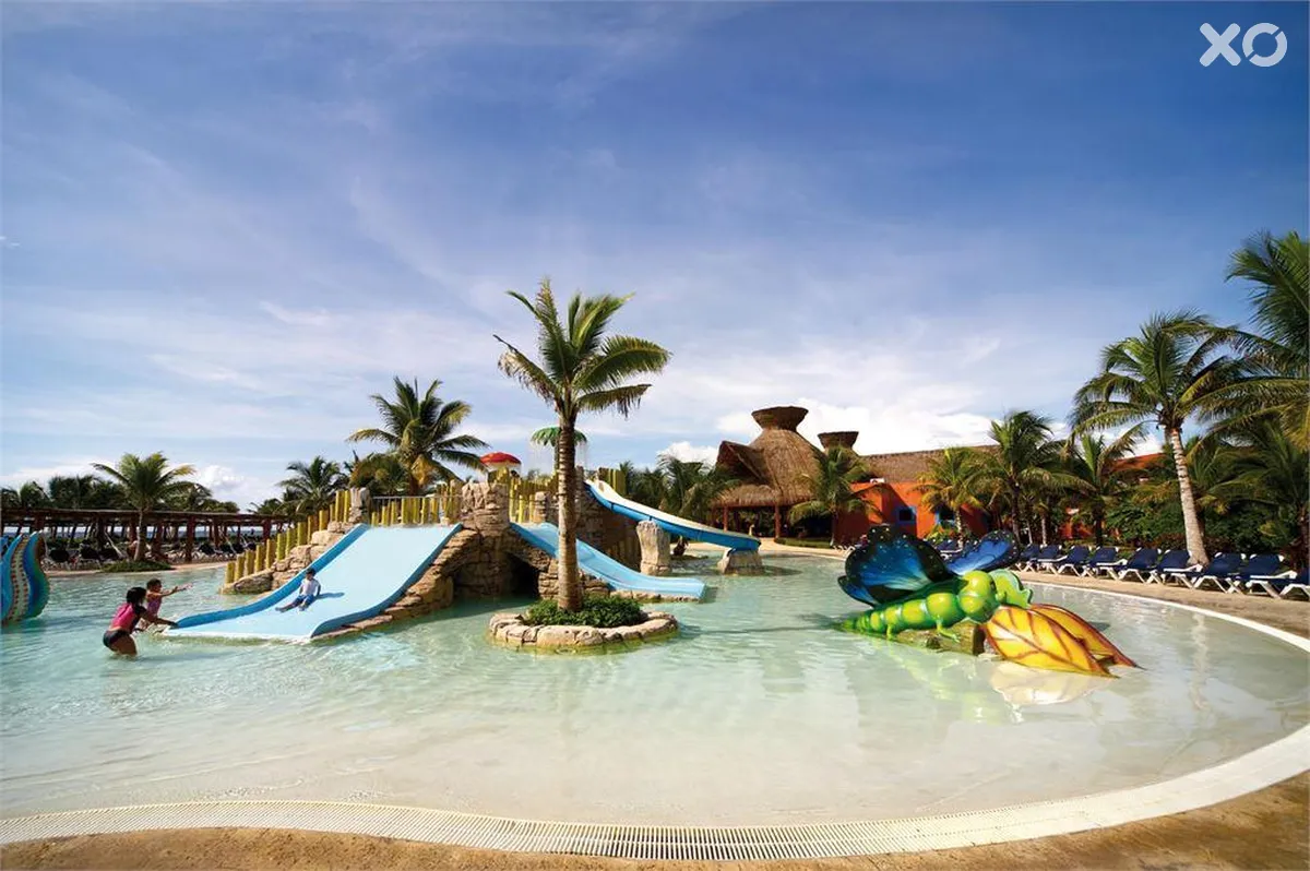 Barcelo Maya Grand Resort