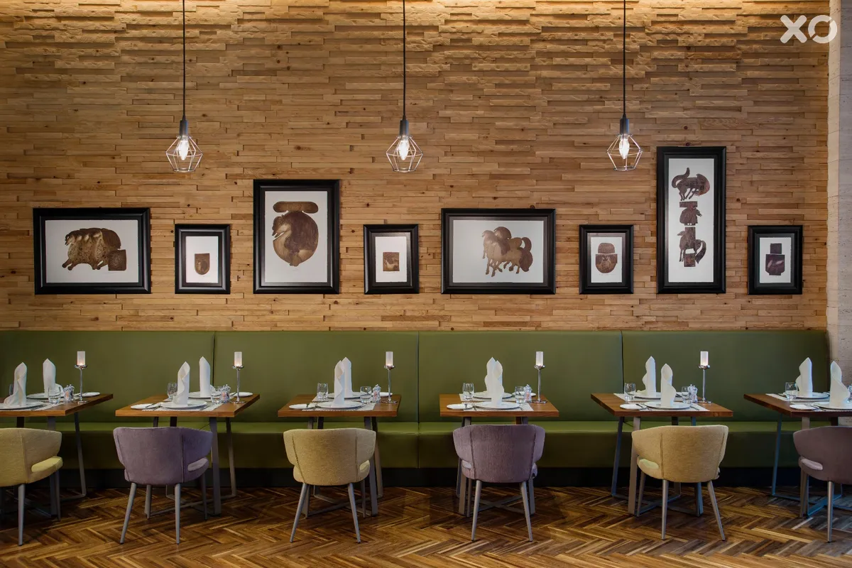 Acanthus Cennet Barut Collection