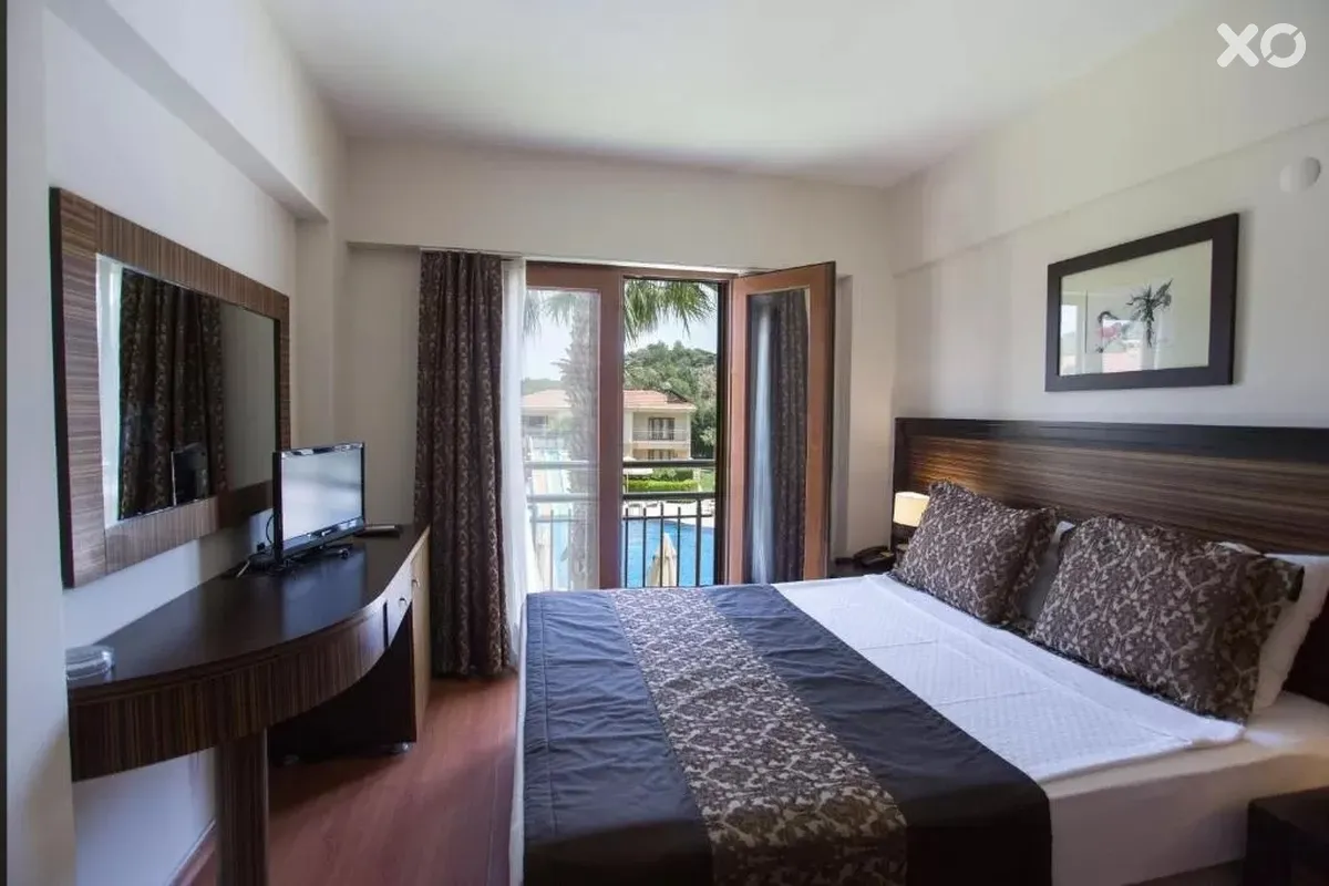 The One Club Hotel