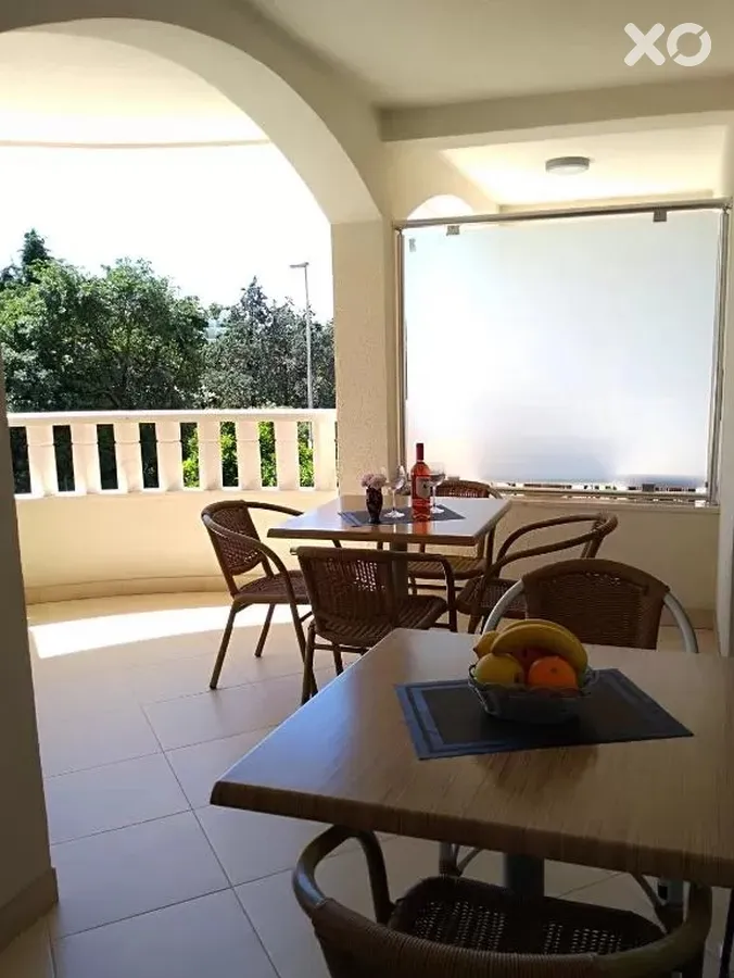V Lux Villa
