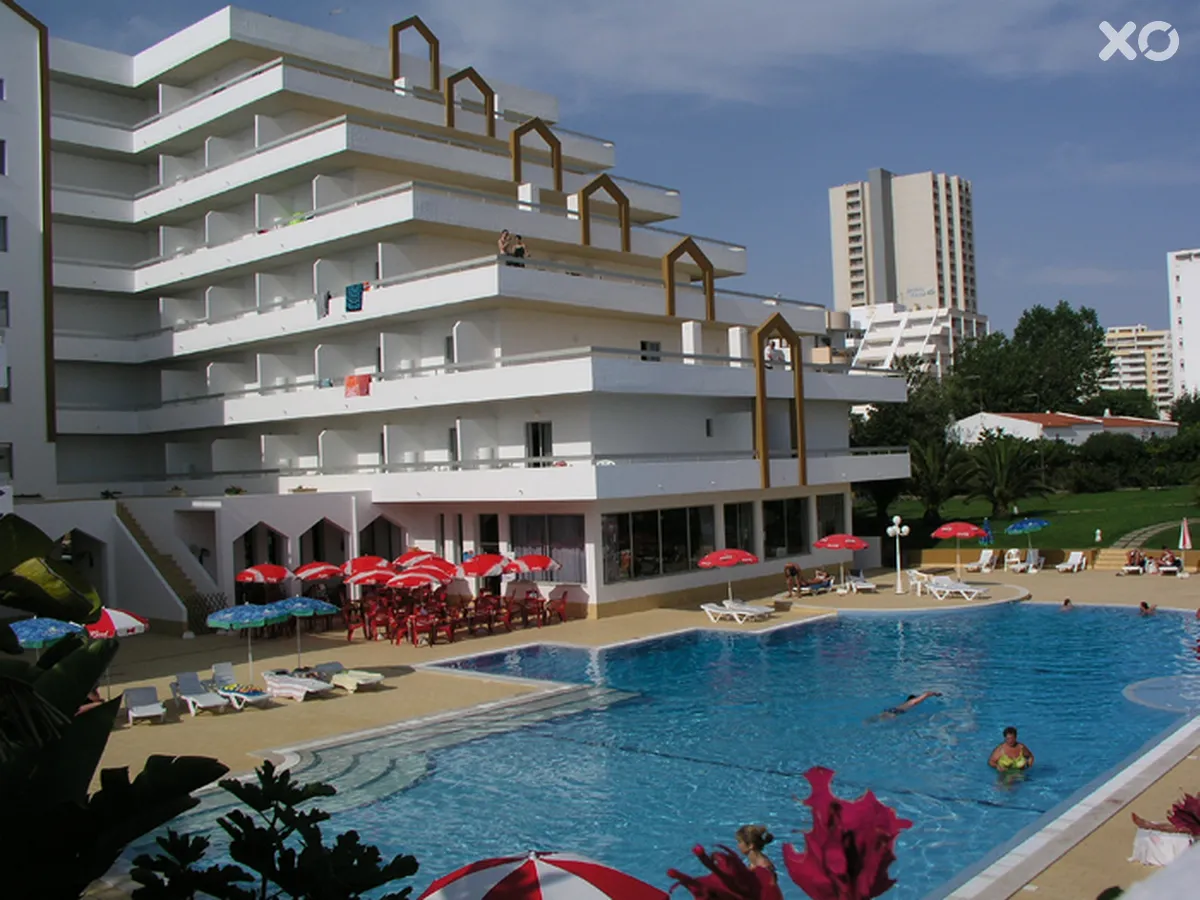 Luar Hotel