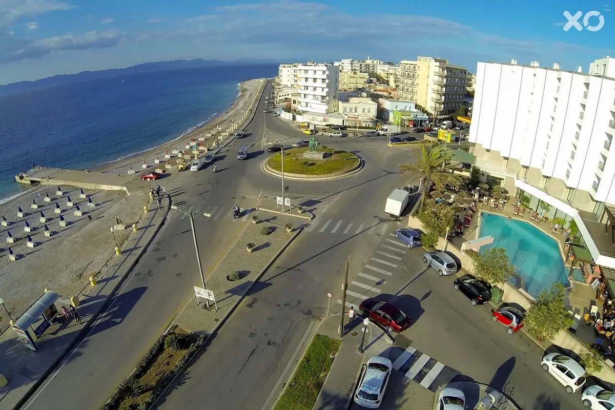 Blue Sky City Beach Hotel