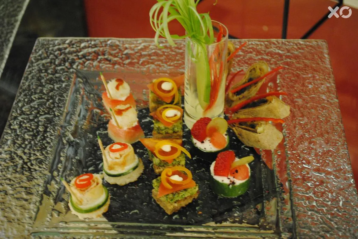 Raviz Center Point Hotel