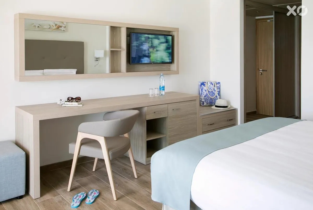 Asterias Beach Hotel