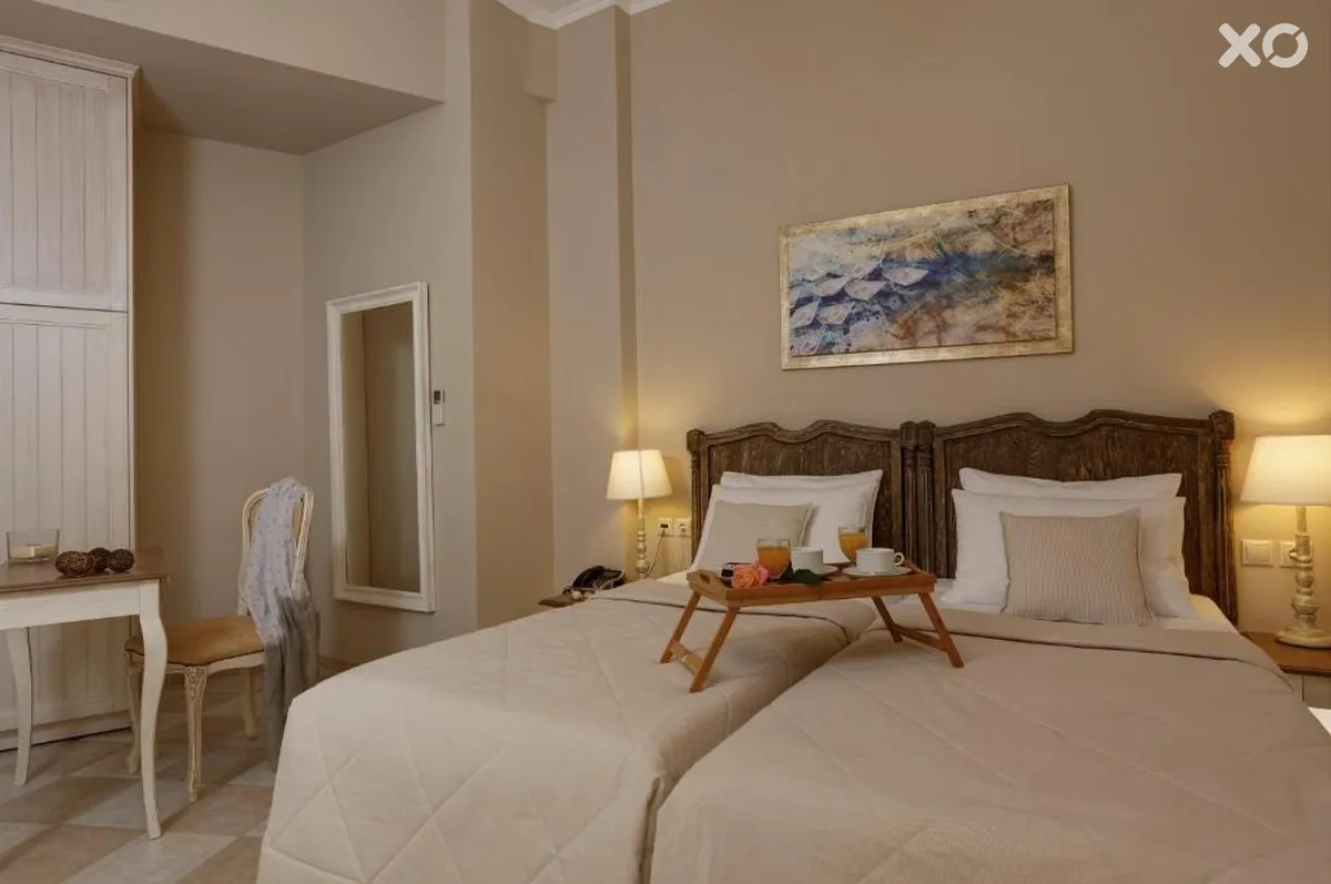Ionia Suites