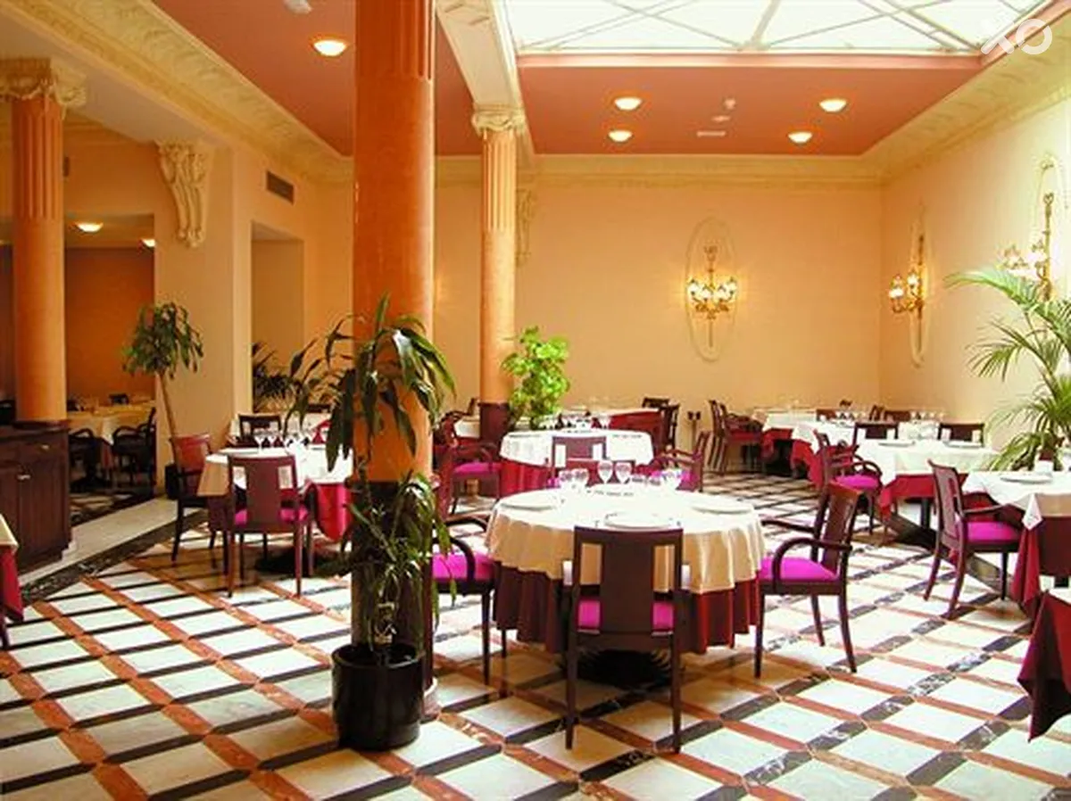 Nouvel Hotel