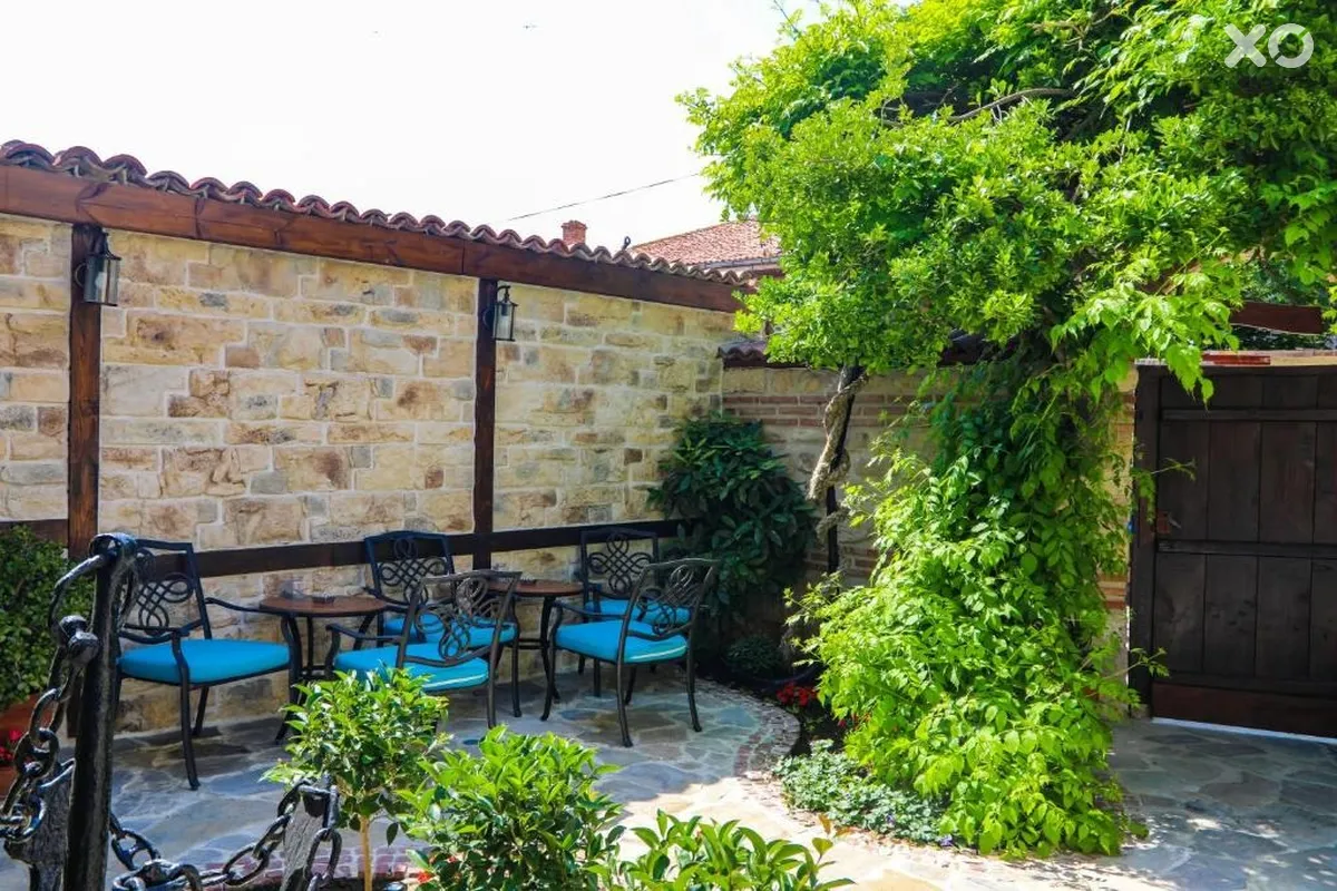 Kirios Hotel