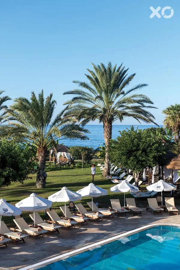 Constantinou Bros Athena Royal Beach Hotel