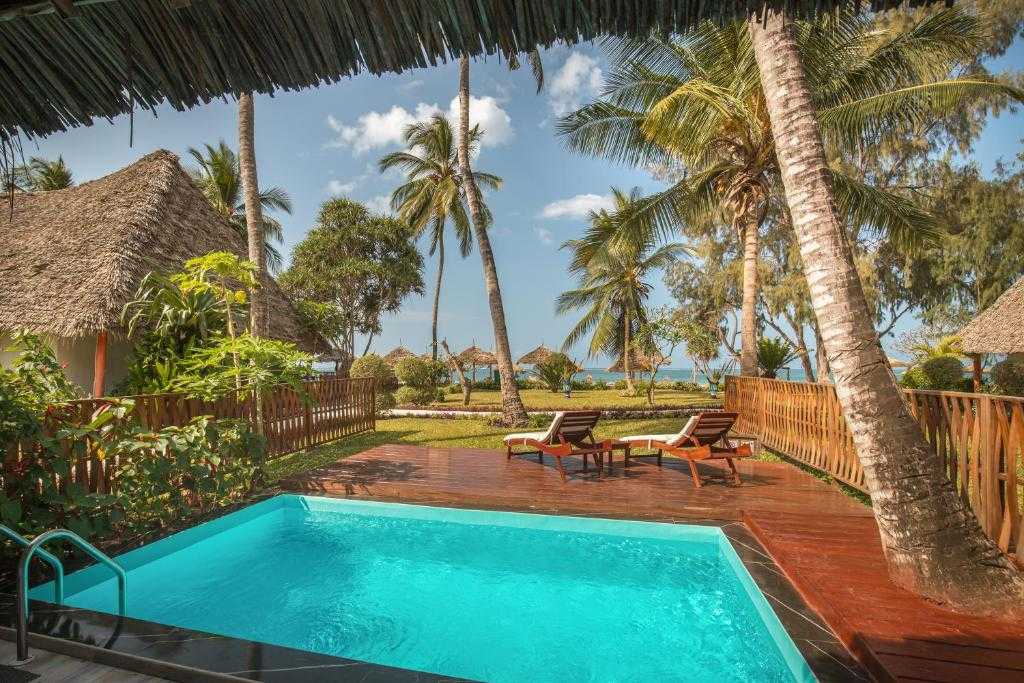 Ківенгва для тихого тропічного відпочинку! Пляж поруч, басейн та прогулянки вздовж узбережжя
