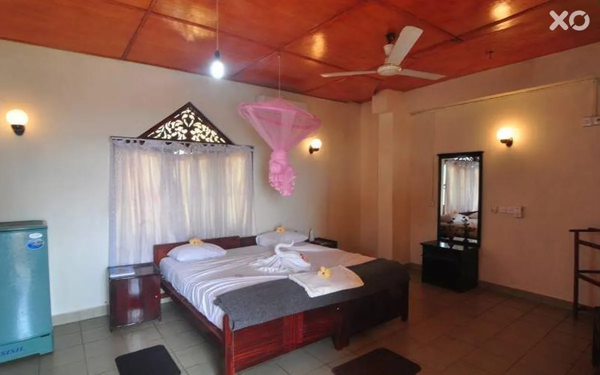 Shanthi Beach Resort