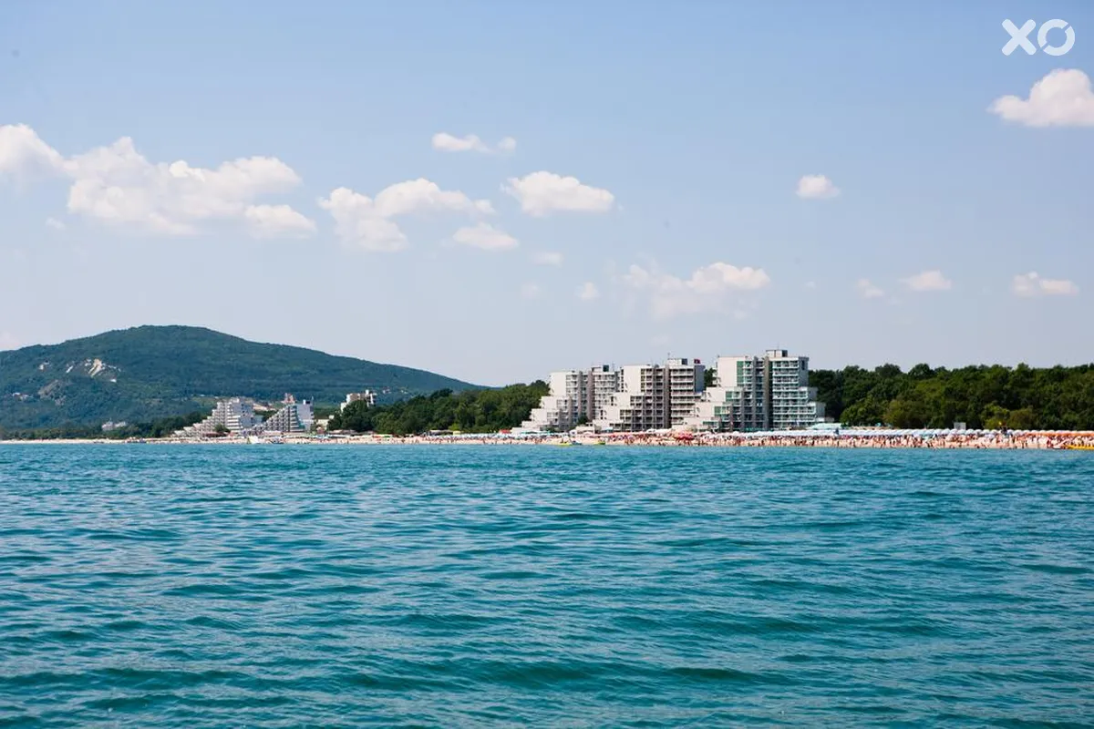 Boryana Hotel
