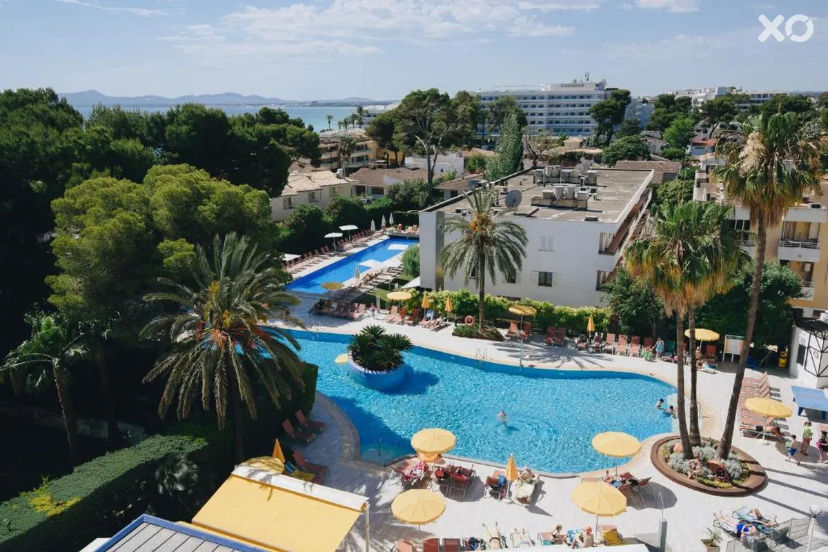 Ivory Playa Hotel