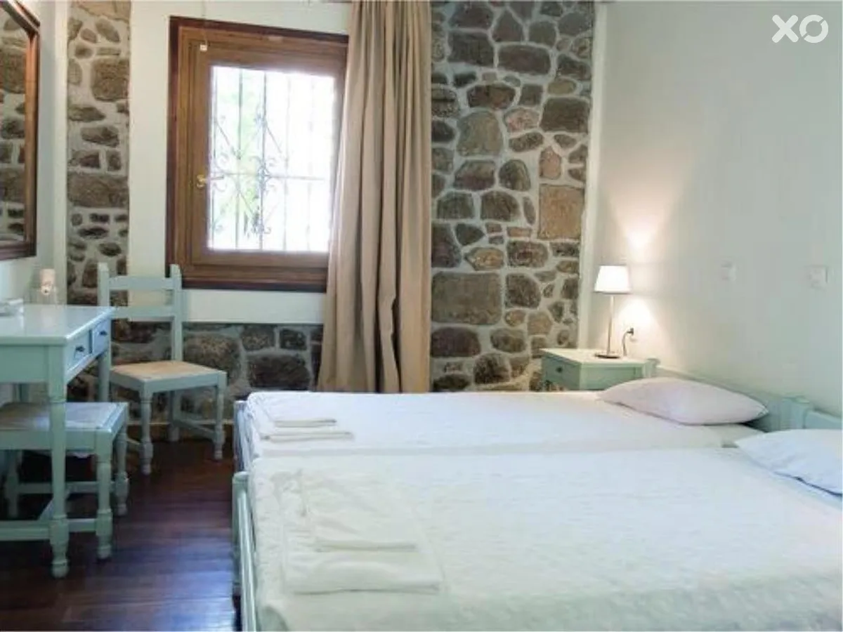 Olive Press Hotel