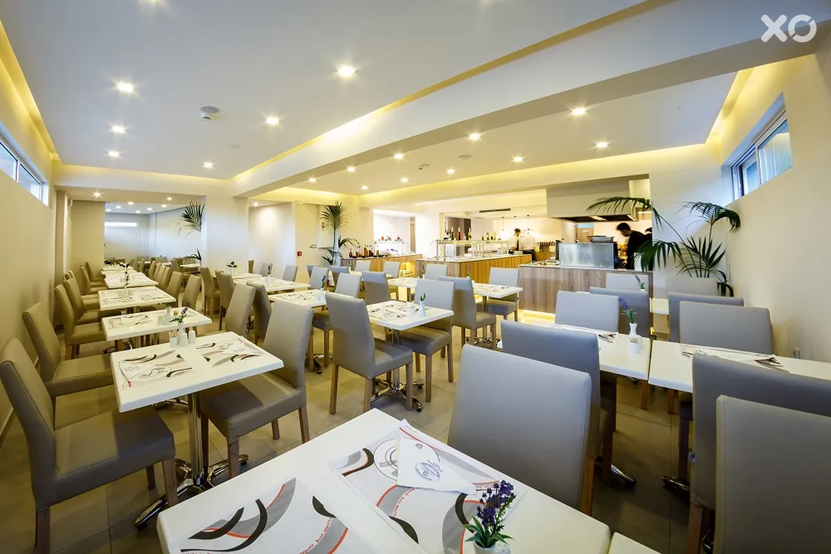 Porto Planos Beach Hotel