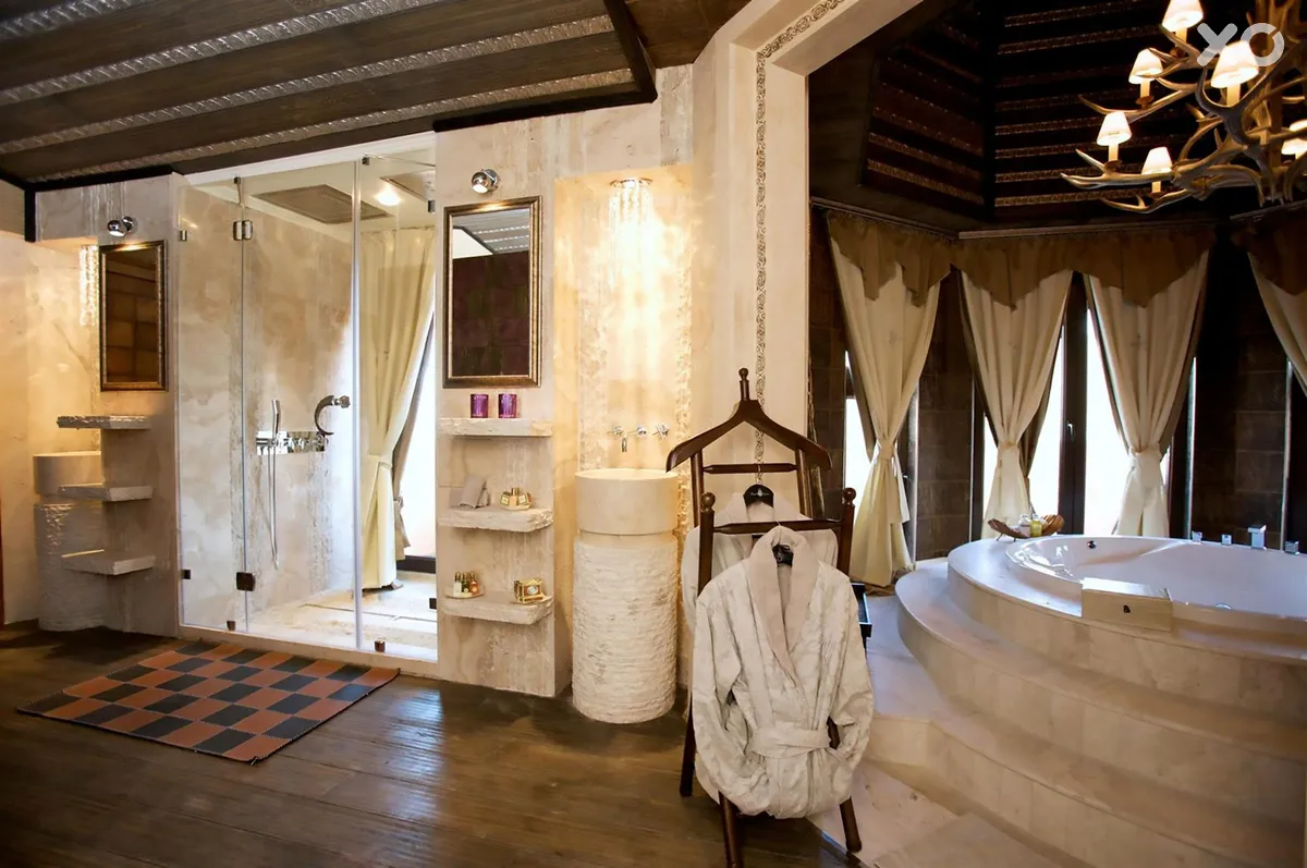 Royal Castle Design & Spa