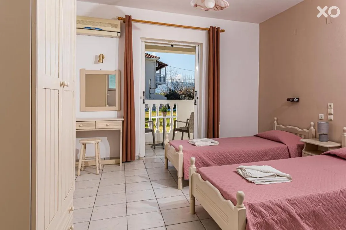 Tassia Hotel