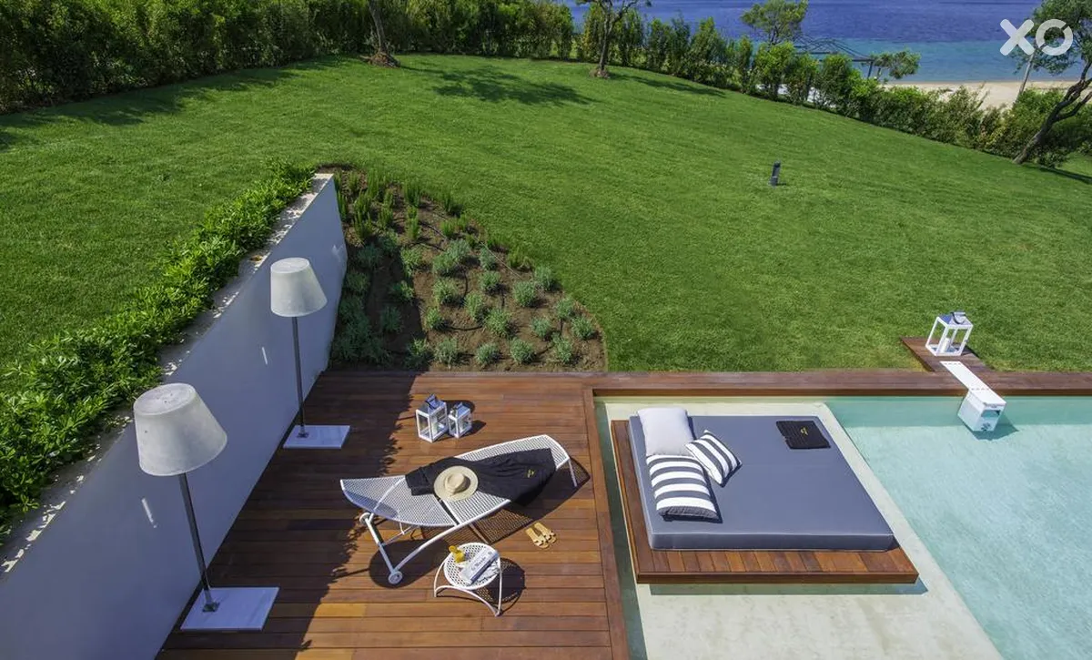 Avaton Luxury Villas Resort