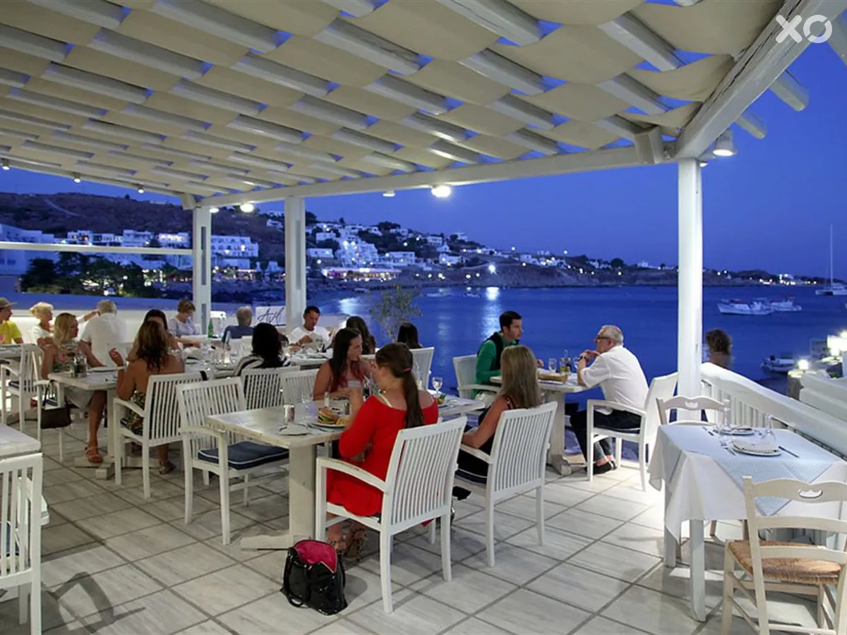 Petinos Hotel