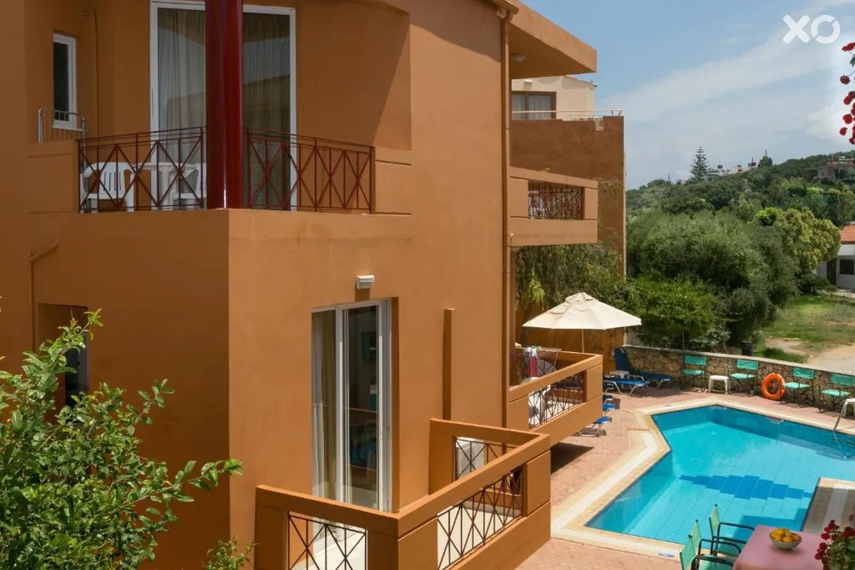 Elotia Hotel