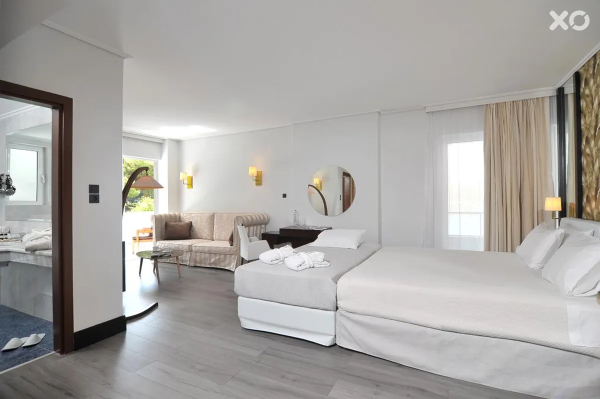 Athenian Riviera Hotel & Suites