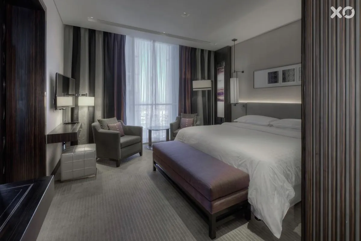 Sheraton Grand Hotel