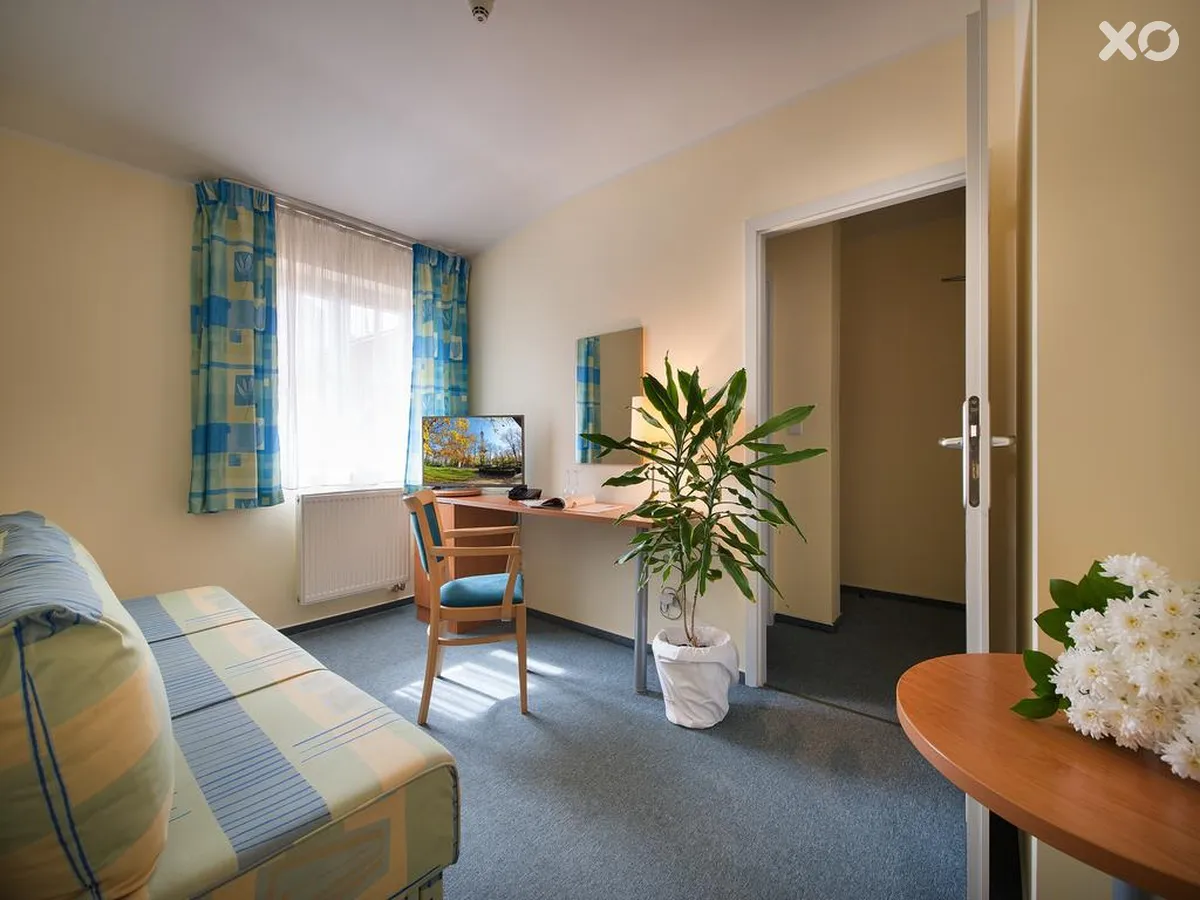 Tosca EA Hotel