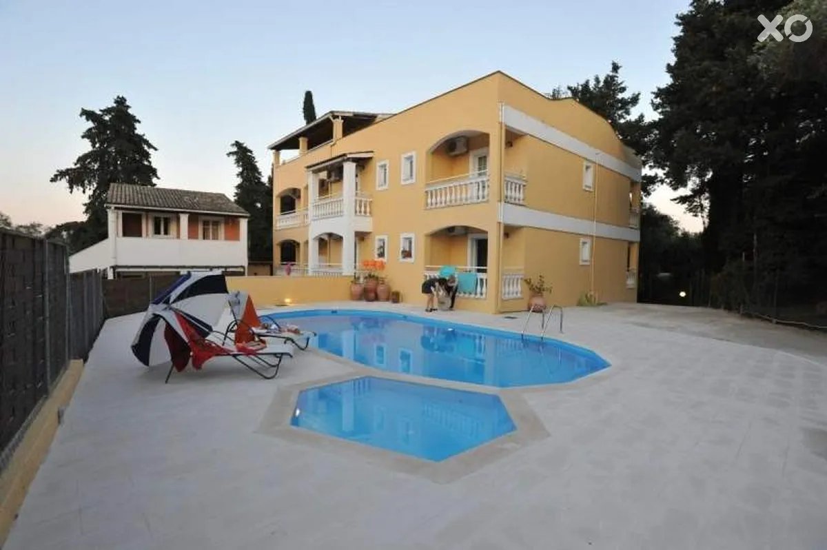 Saint Spiridon Hotel