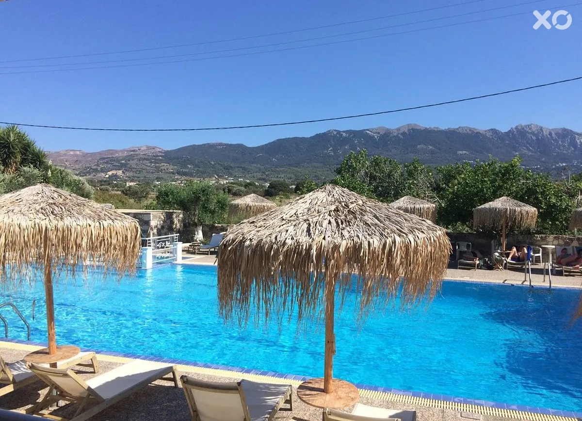 Blue Nest Hotel