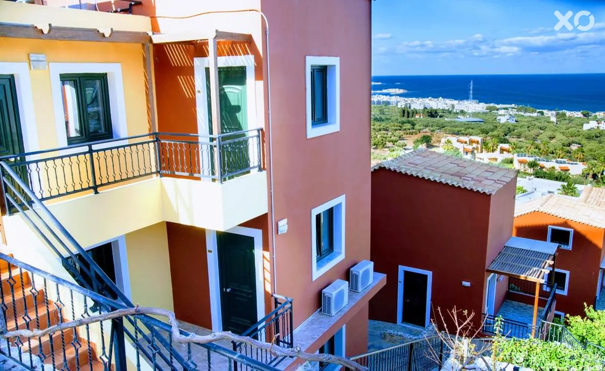 Ippoliti Village