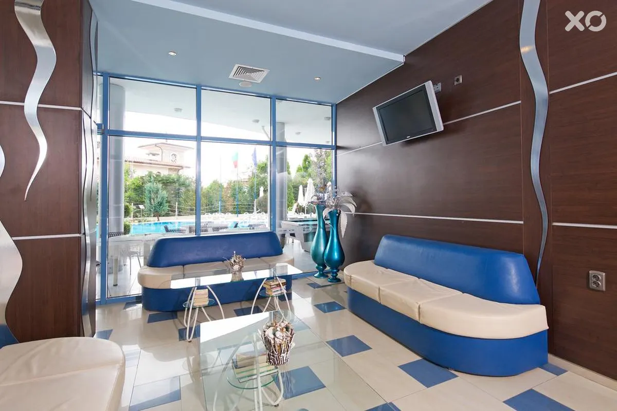 Blue Bay Hotel