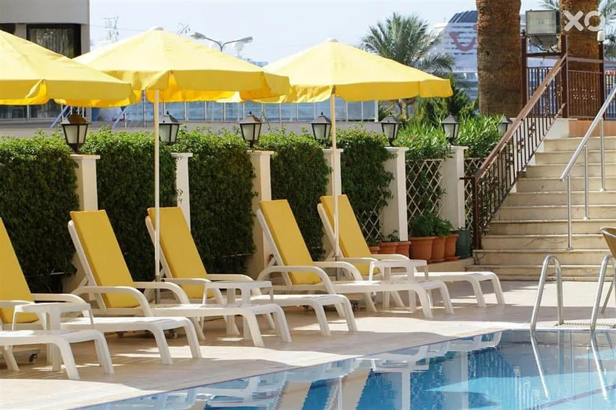 Palm Hotel