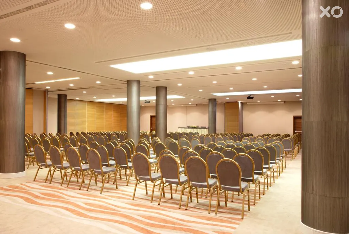 Atrium Hotel