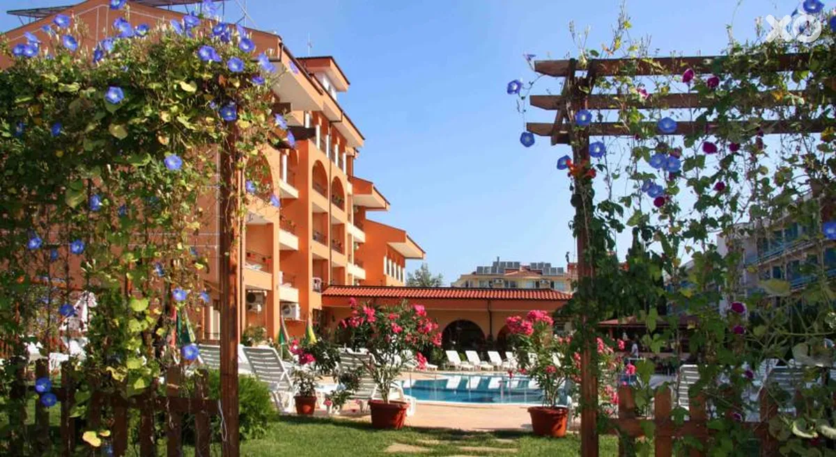 Liani Hotel