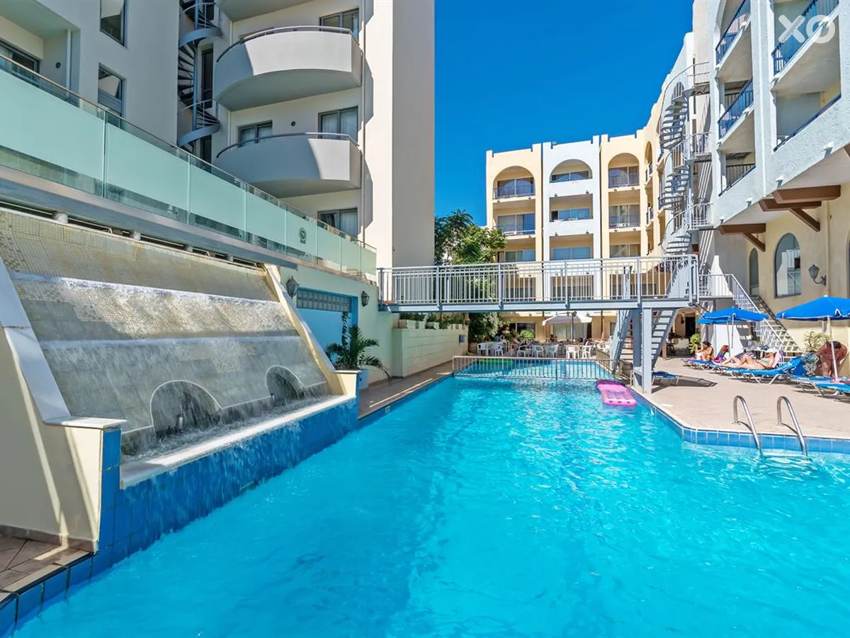 Lefkoniko Beach Icarus Suites