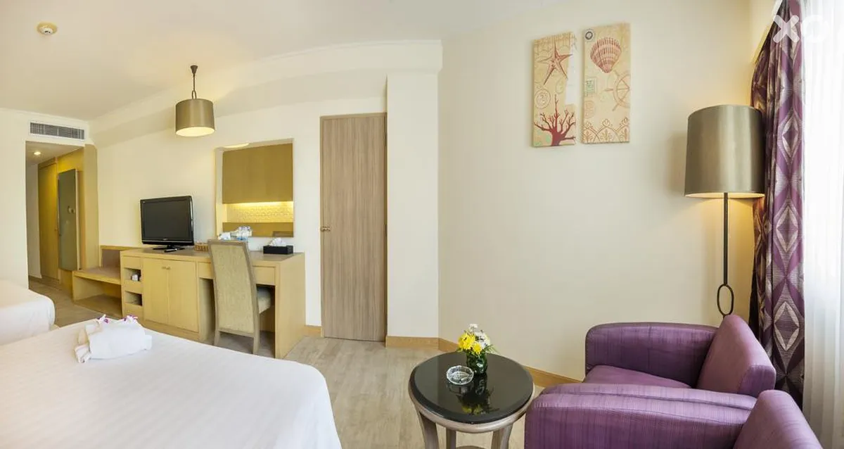 Jomtien Palm Beach Hotel & Resort