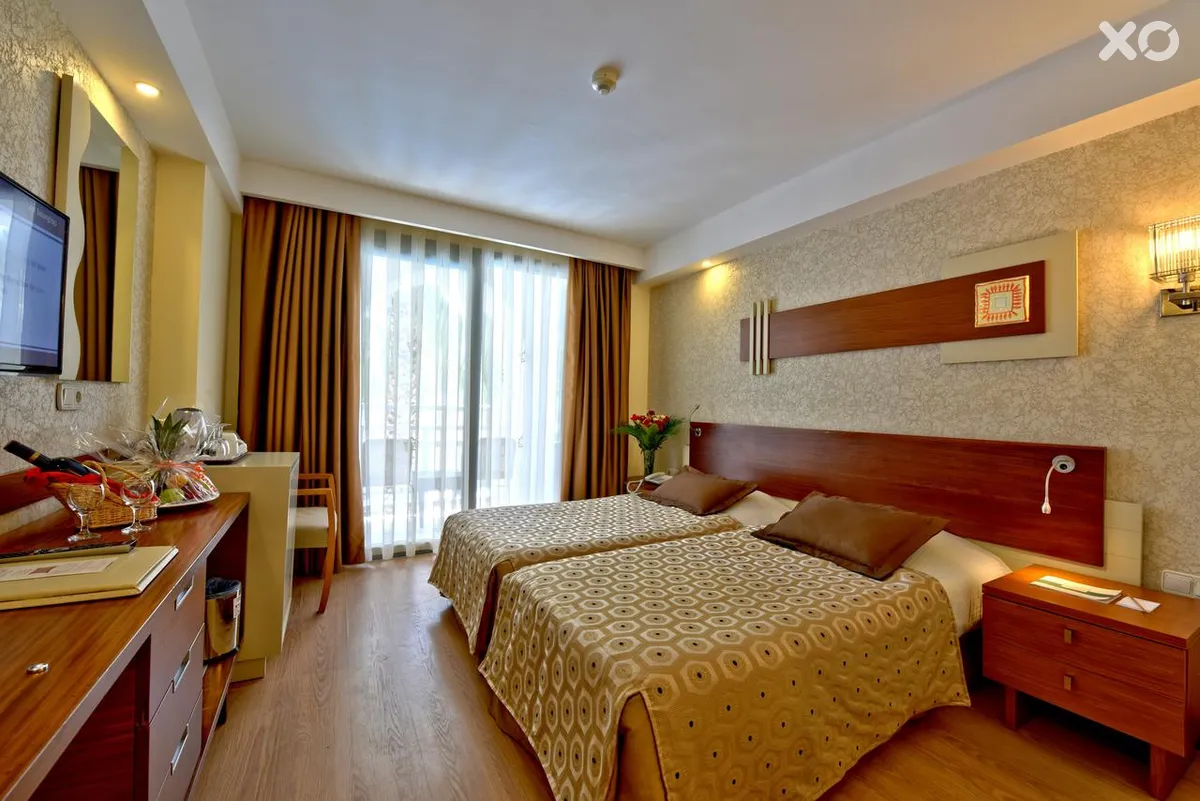 Side Star Beach Hotel