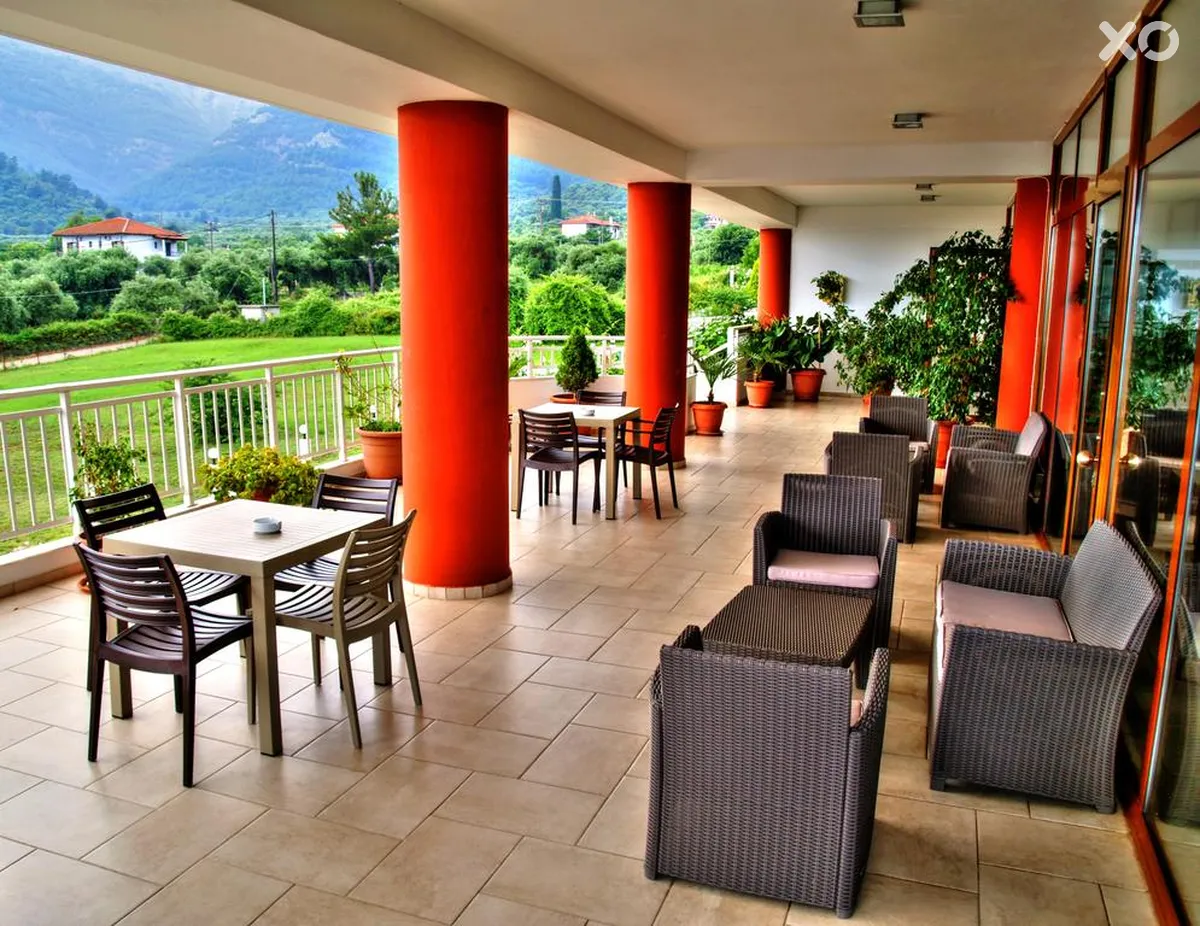 Maranton Beach Hotel