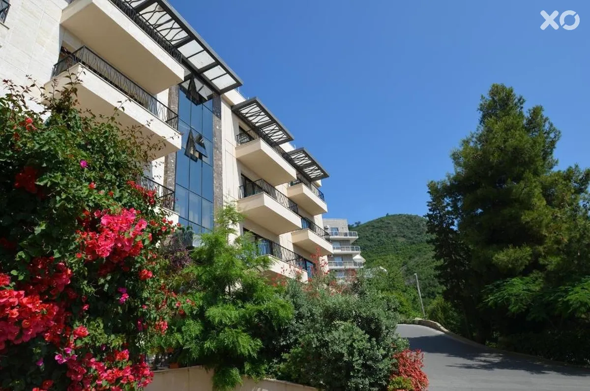HEC Residence Hotel