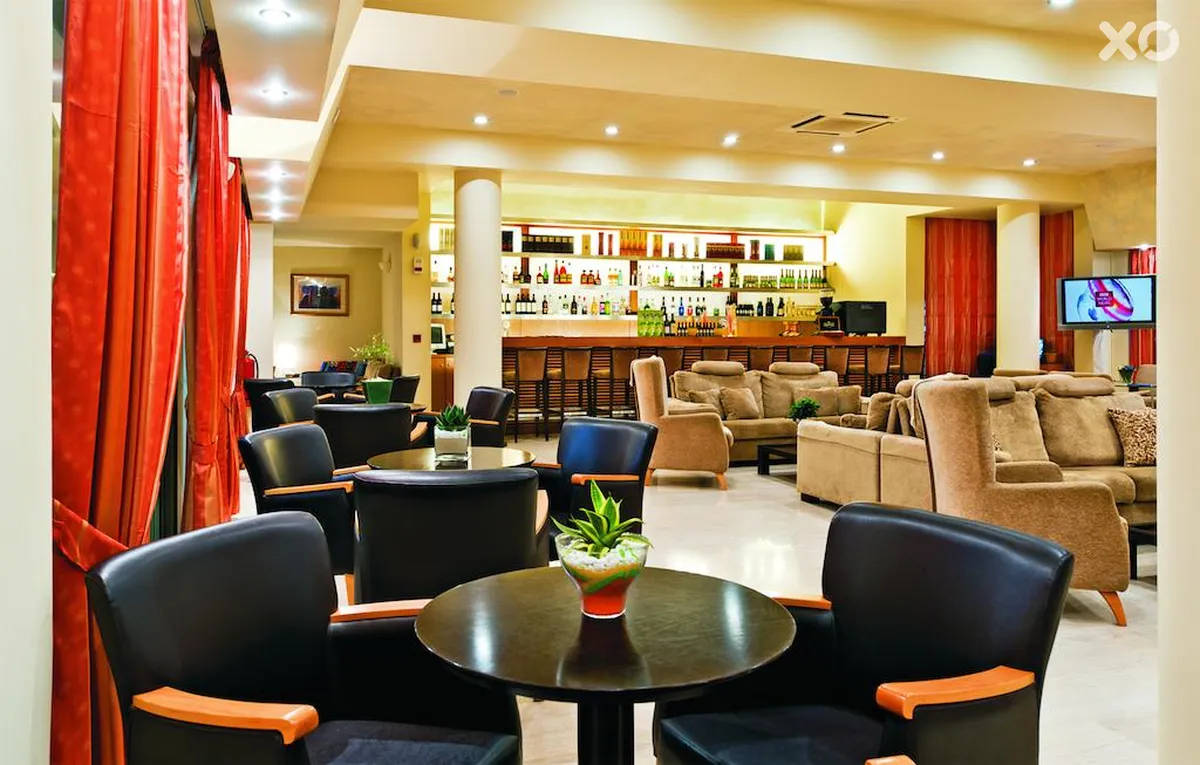 Giannoulis Santa Marina Plaza