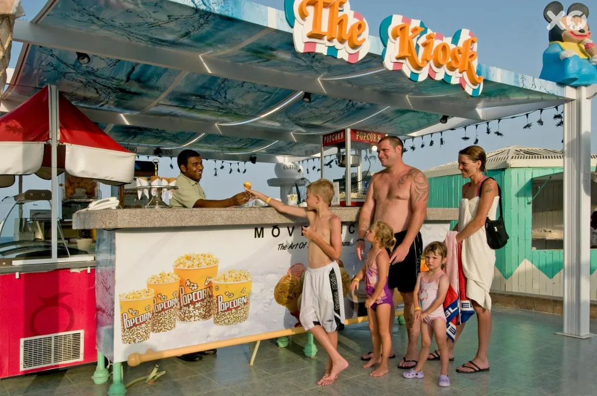 Dreams Beach Resort