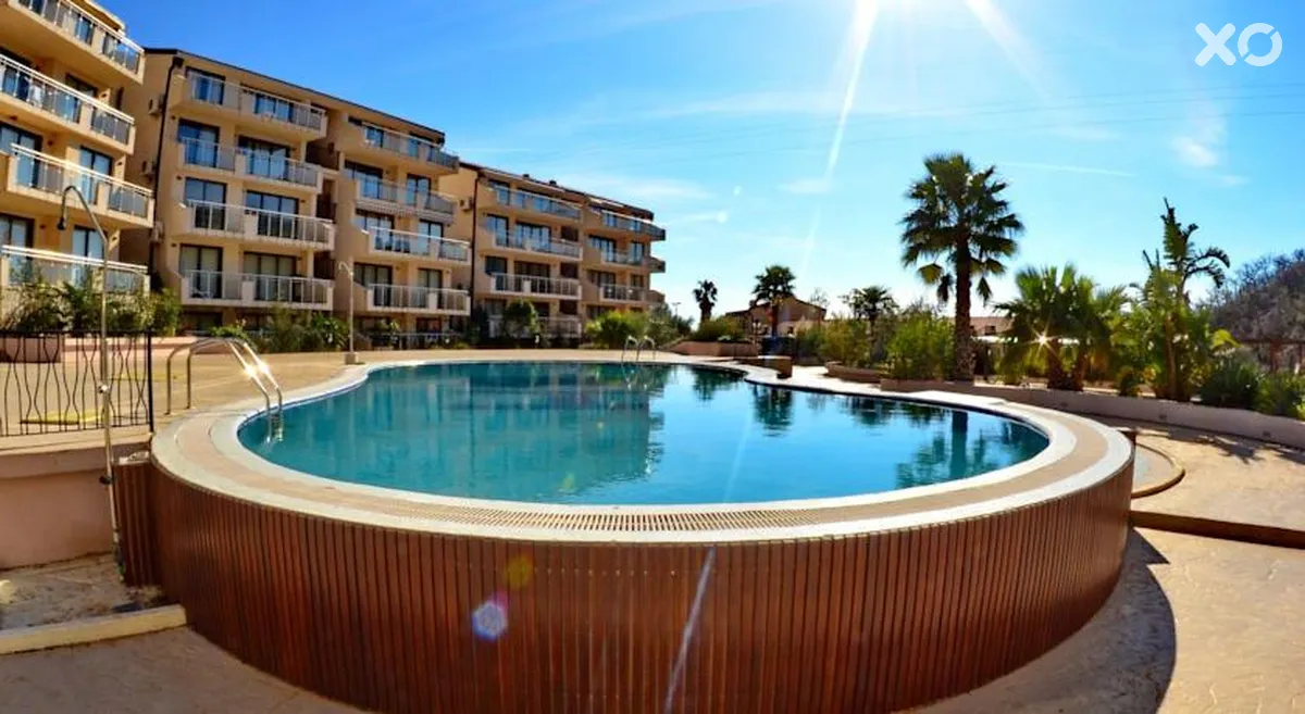 Blue Horizon Apartments