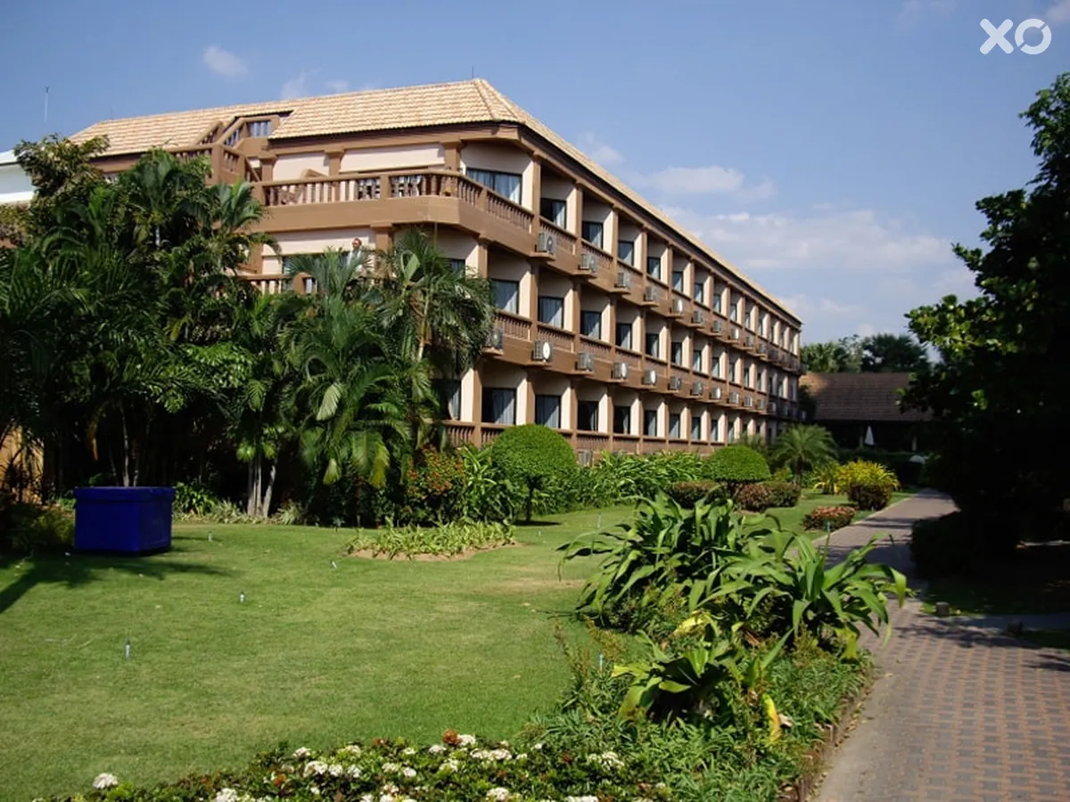 Botany Beach Resort