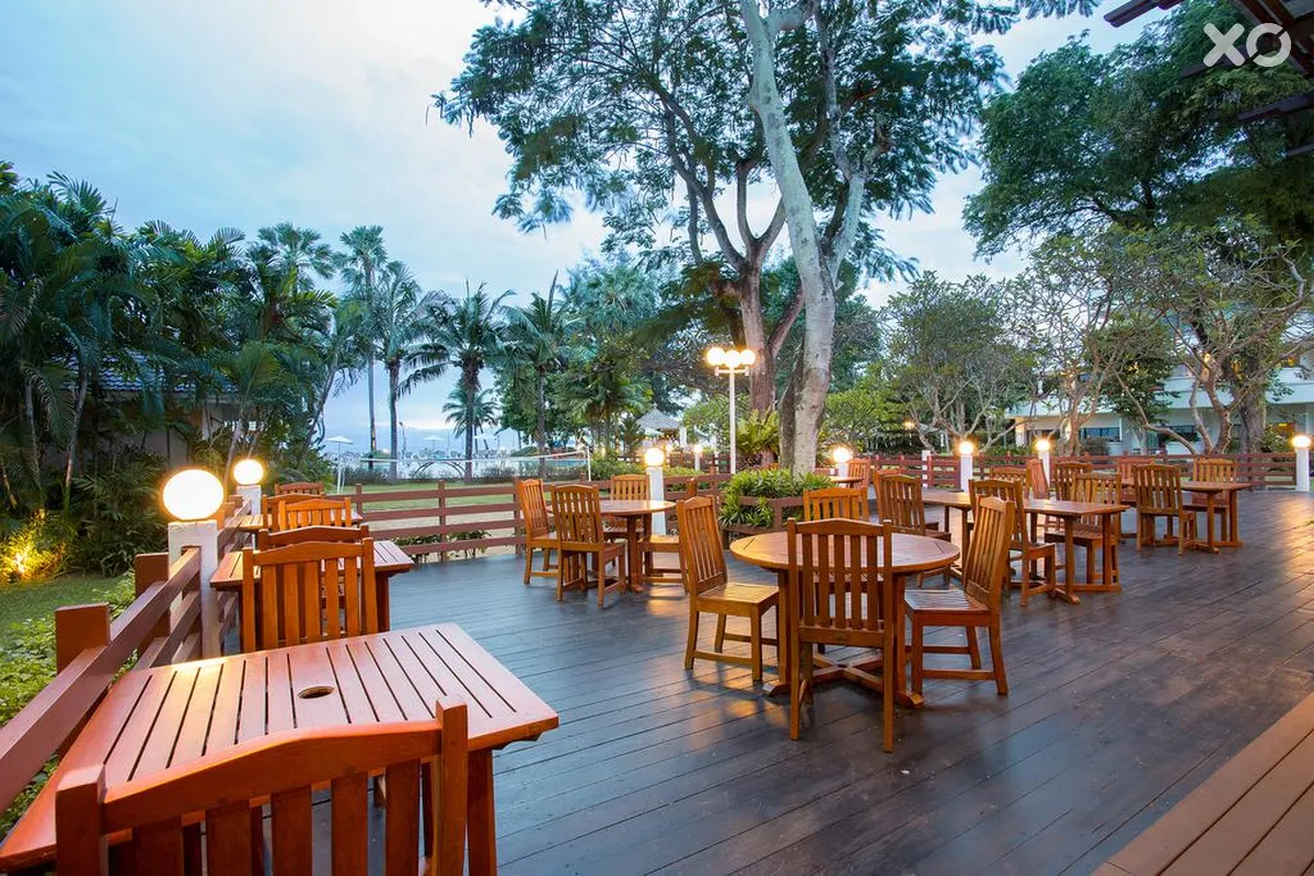 Novotel Rayong Rim Pae Resort Hotel