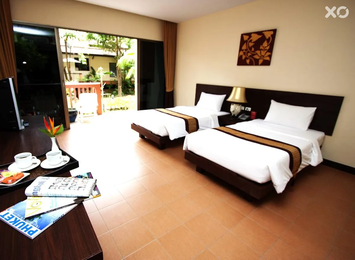 Kata Sea Breeze Resort