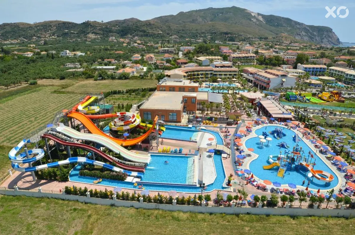 Caretta Beach Hotel & Waterpark