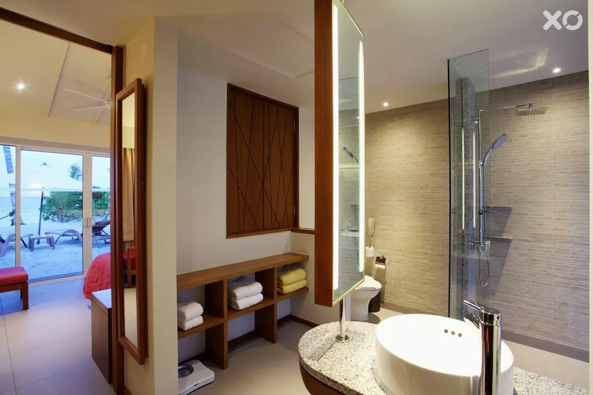 Centara Ras Fushi Resort & Spa Maldives