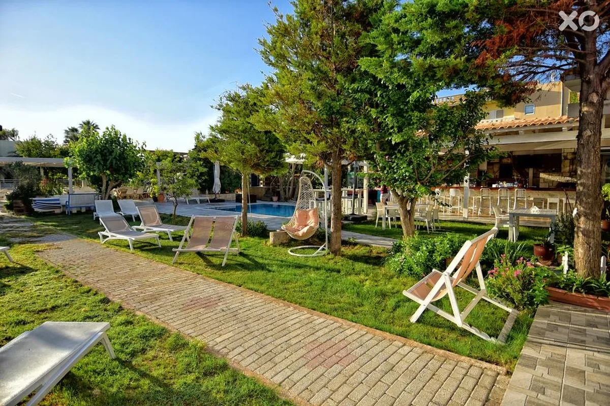 Georgia's Garden Hotel