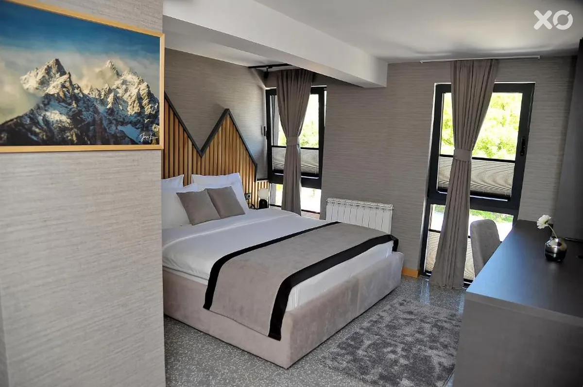 Modern Mountain