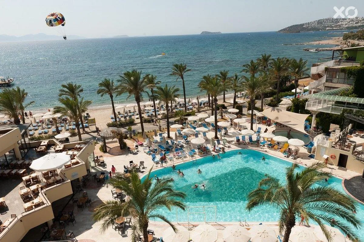 Arin Resort